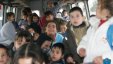 ضَبْط حافلة في الخليل بحمولة زائدة بلغت 30 طفلاً!